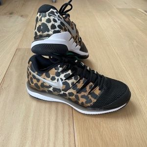NEW Nike Tennis Shoes: Air Zoom Vapor X HC Leopard Print